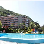 Sea, Pool, Private Bissone