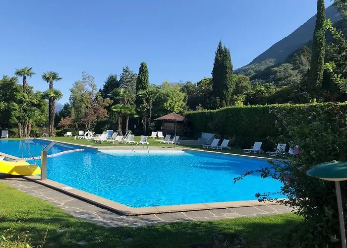 Sea, Pool, Private Lejlighed Bissone